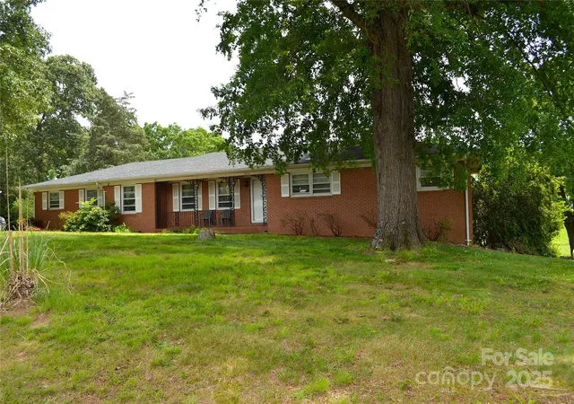 4th image of 405 Wesley Heights Dr, Albemarle, NC 28001 | MLS# 4272842