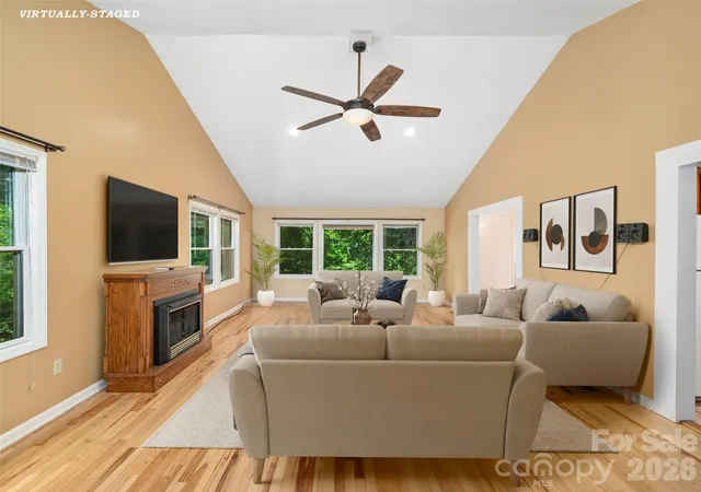 Photo 4 of Single family home for sale at 125 Heartland Ln, Burnsville, NC 28714 | MLS# 4273356 | Listing updated on 2026-10-05