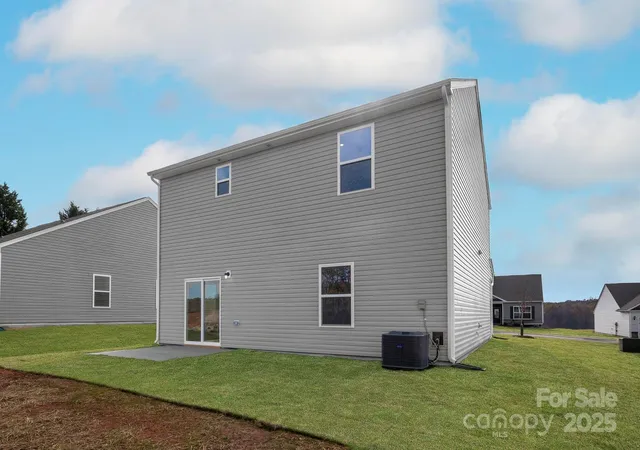4th image of 1041 Russell Dr, Winston Salem, NC 27127 | MLS# 4273519