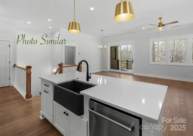 Photo 3 of Townhouse for sale at 18 Chimney Chase Trl, Hendersonville, NC 28739 | MLS# 4273696 | Listing updated on 2026-06-29