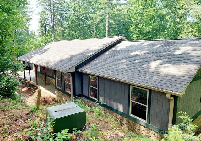 3rd image of 93 Badger Run, Hendersonville, NC 28739 | MLS# 4273888