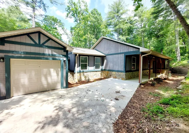 4th image of 93 Badger Run, Hendersonville, NC 28739 | MLS# 4273888