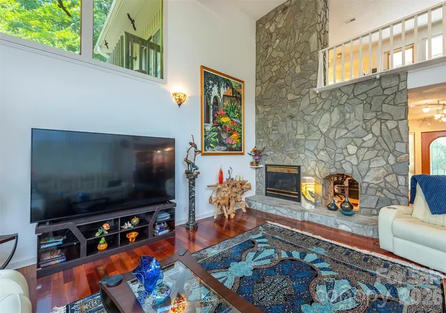 Photo 3 of Single family home for sale at 141 Courtland Ct, Lake Lure, NC 28746 | MLS# 4274567 | Listing updated on 2026-08-28