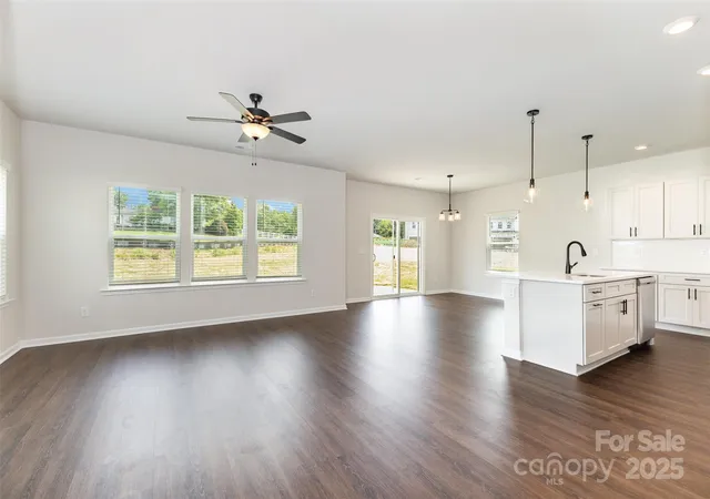 2nd image of 1205 Cathey Rd, Charlotte, NC 28214 | MLS# 4275203