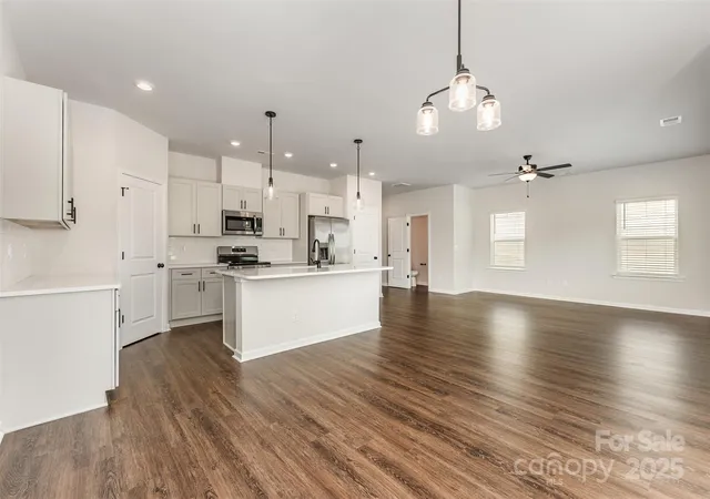 3rd image of 1205 Cathey Rd, Charlotte, NC 28214 | MLS# 4275203