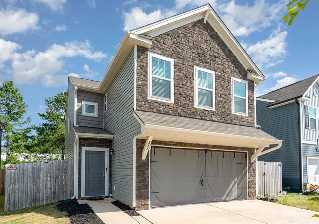 Photo 4 of Single family home for sale at 839 Foxglove Ln, York, SC 29745 | MLS# 4275327 | Listing updated on 2026-09-28