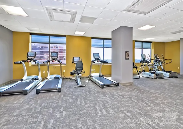 4th image of 222 S Caldwell St, Charlotte, NC 28202