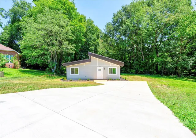1st image of 900 Linney Ln, Shelby, NC 28152 | MLS# 4276627