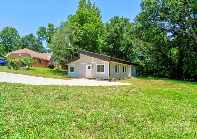 2nd image of 900 Linney Ln, Shelby, NC 28152 | MLS# 4276627