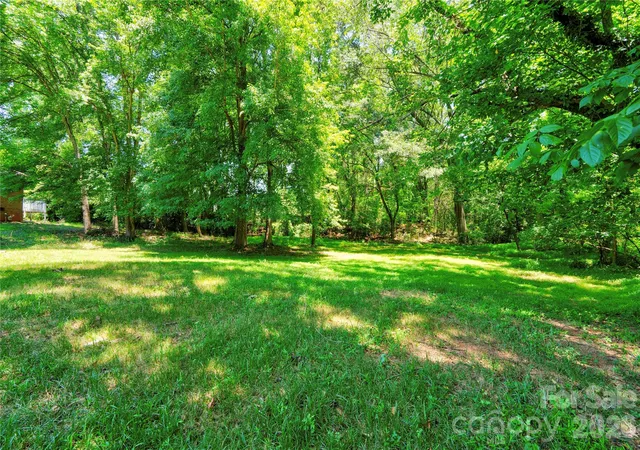 Photo 3 of Single family home for sale at 900 Linney Ln, Shelby, NC 28152 | MLS# 4276627 | Listing updated on 2026-10-01