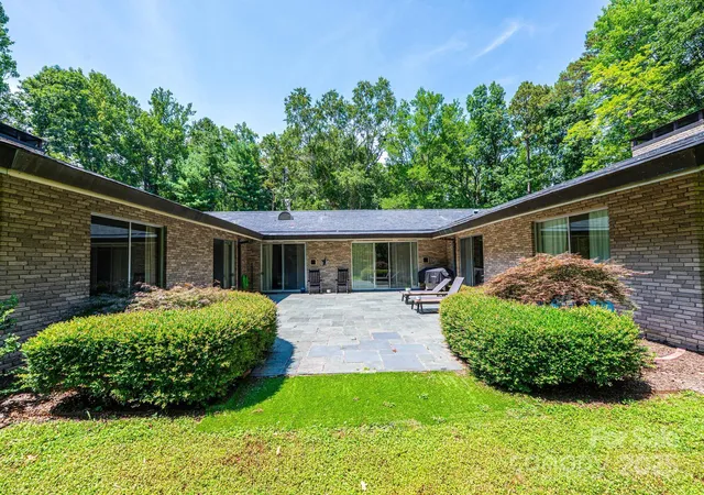 Photo 3 of Sale Pending at 153 Hillhaven Pl Se, Lenoir, NC 28645 | MLS# 4277199 | Listing updated on 2026-04-15
