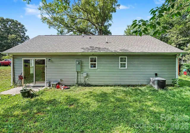Homes for sale in Albemarle, NC | 1050 Rush St, Albemarle, NC 28001 | MLS# 4277361