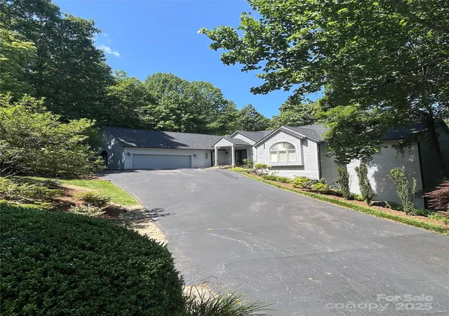 Homes for sale in Flat Rock, NC | 135 Poplar Loop, Flat Rock, NC 28731 | MLS# 4278408