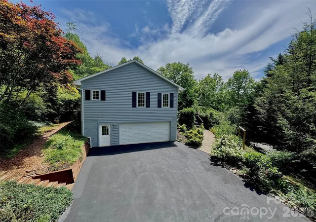 4th image of 212 Blue Ridge Vis, Asheville, NC 28805 | MLS# 4278957