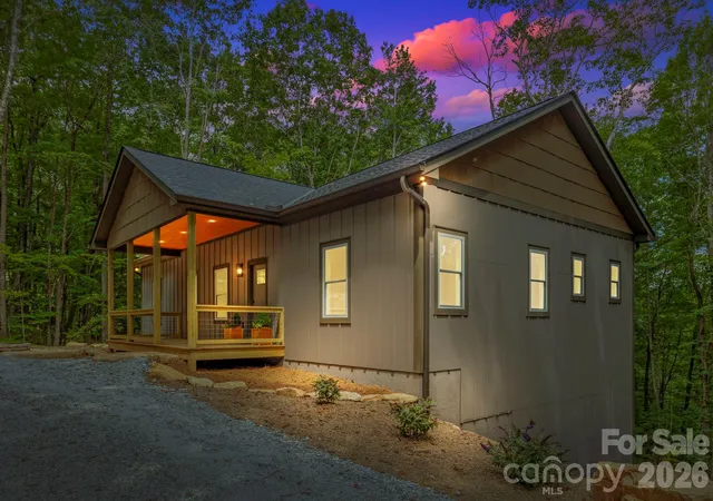 Photo 4 of Single family home for sale at 939 Rocky Mountain Rd, Lake Toxaway, NC 28747 | MLS# 4279855 | Listing updated on 2026-09-02