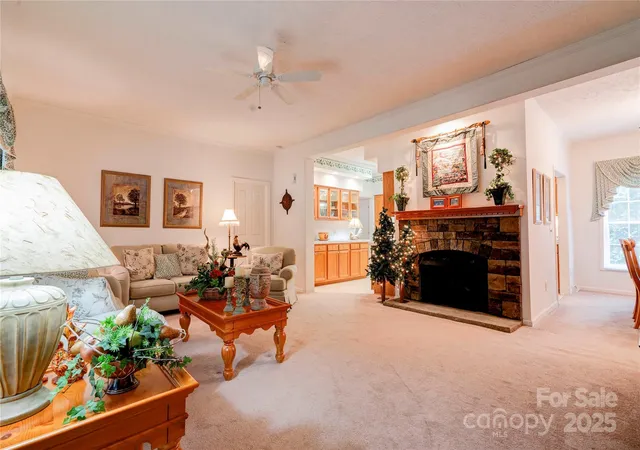 Photo 3 of Single family home for sale at 2606 Greenville Hwy, Flat Rock, NC 28731 | MLS# 4281238 | Listing updated on 2026-08-17