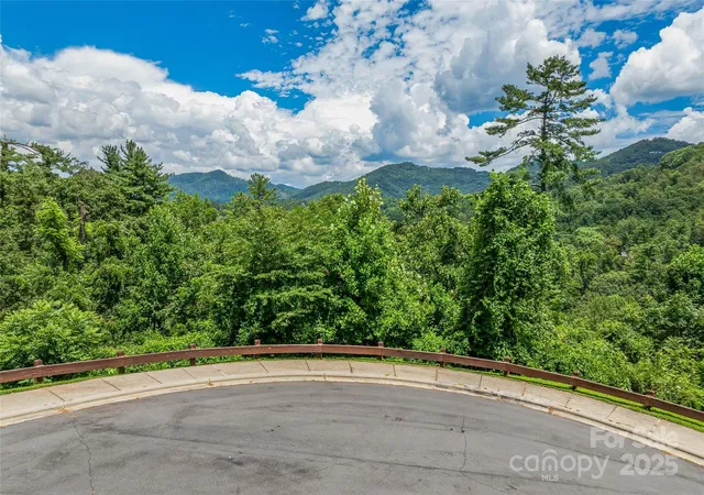 2nd image of 29 Grovepoint Way, Asheville, NC 28804 | MLS# 4281313