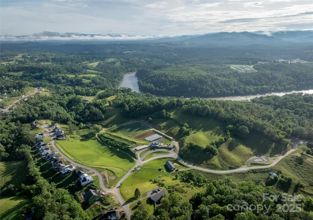 19th image of 237 Westridge Farm Rd #22, Asheville, NC 28804 | MLS# 4282360