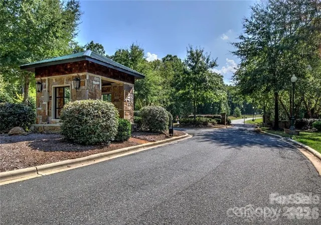 Homes for sale in Denton, NC | 350 Pinnacle Trl, Denton, NC 27239 | MLS# 4283519