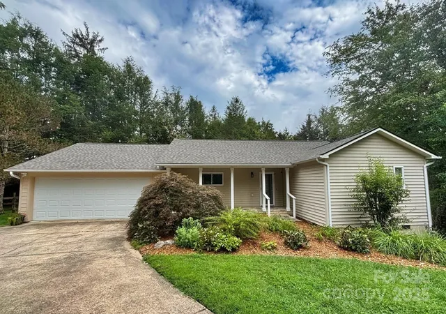 2nd image of 15 Beaverdam Knoll Rd, Asheville, NC 28804 | MLS# 4283730