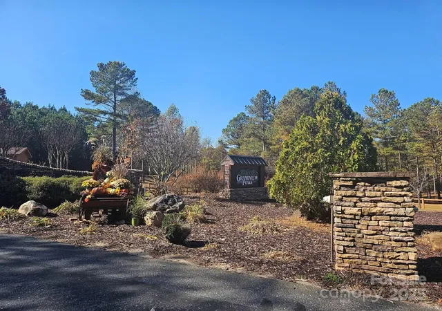 Homes for sale in Nebo, NC | 1211 Mountain Vista Dr, Nebo, NC 28761 | MLS# 4285163
