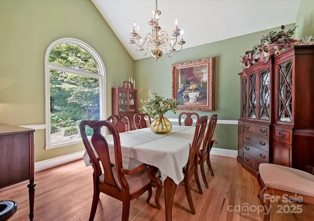 5th image of 11902 Mountain Crest Cir, Charlotte, NC 28216 | MLS# 4286743