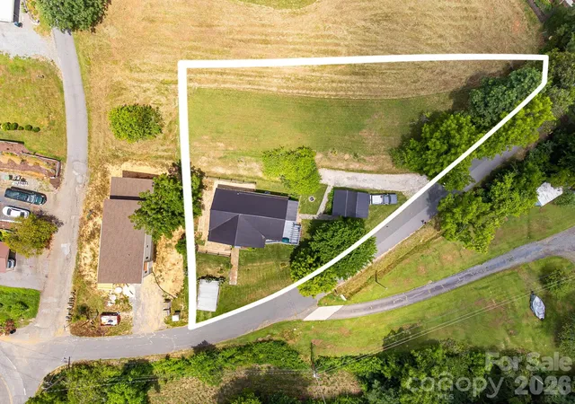 Homes for sale in Mars Hill, NC | 29 Ponder St, Mars Hill, NC 28754 | MLS# 4286832