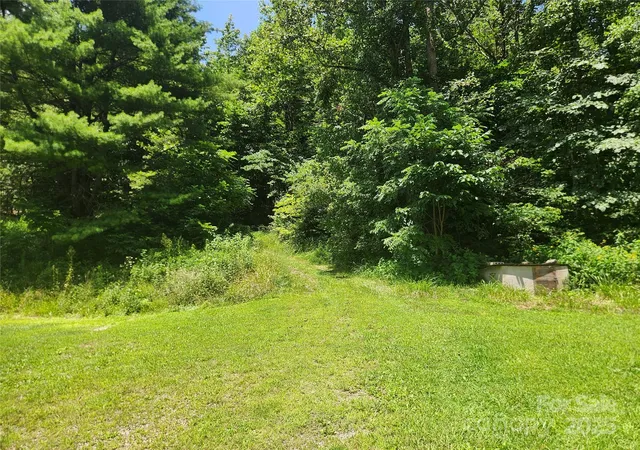 4th image of 2003 Zacks Fork Rd, Lenoir, NC 28645 | MLS# 4287006