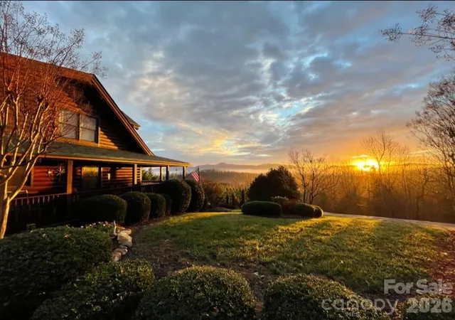 2nd image of 202 Panorama Dr, Nebo, NC 28761 | MLS# 4287111