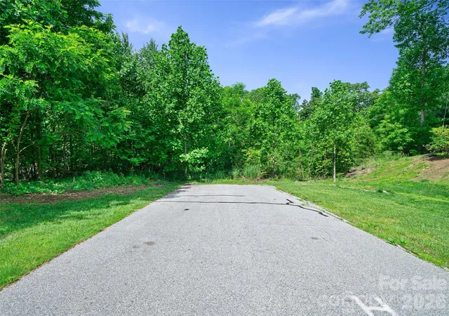 4th image of 99999 Millbrae Loop S, Hendersonville, NC 28791 | MLS# 4287534