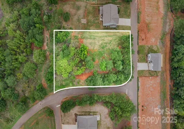 Homes for sale in Lancaster, SC | 10336 Lakeshore Dr, Lancaster, SC 29720 | MLS# 4288695