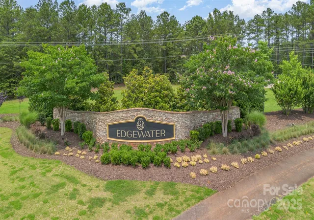 Homes for sale in Lancaster, SC | 10336 Lakeshore Dr, Lancaster, SC 29720 | MLS# 4288695