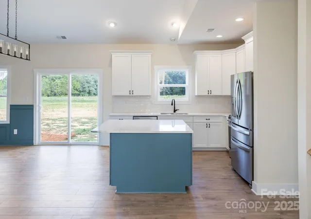 Photo 3 of Single family home for sale at 507 New Salem Rd, Statesville, NC 28625 | MLS# 4289007 | Listing updated on 2026-09-30