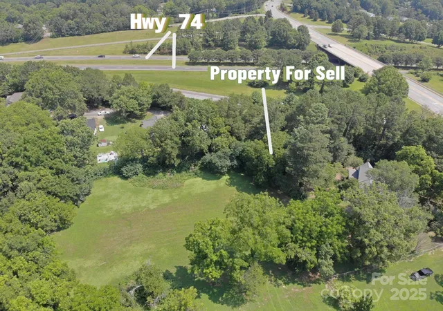 Listing Photo 4 - Condo for sale in building located at 109 Fulton St, Kings Mountain, NC 28086 - Unit #9