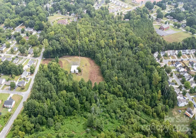 1st image of 910 Fairview St, Kannapolis, NC 28083 | MLS# 4289060