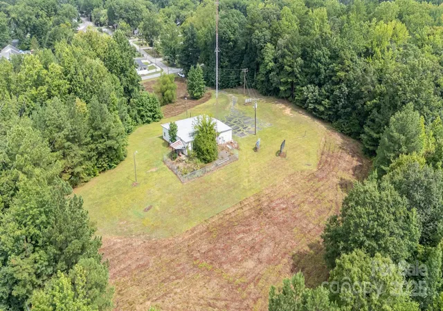 3rd image of 910 Fairview St, Kannapolis, NC 28083 | MLS# 4289060