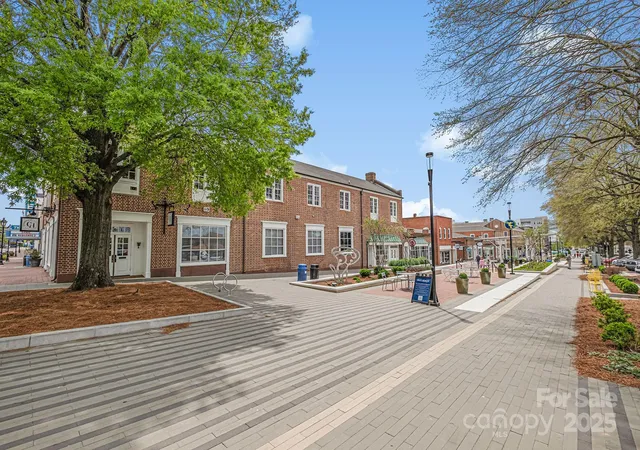 9th image of 910 Fairview St, Kannapolis, NC 28083 | MLS# 4289060