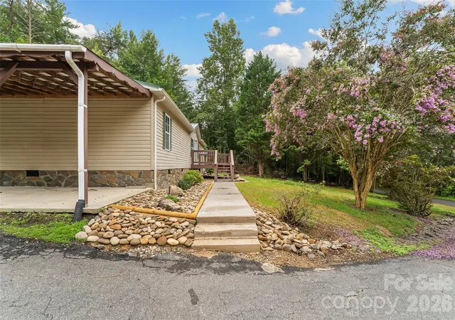Photo 3 of Single family home for sale at 2236 Sisue St, Morganton, NC 28655 | MLS# 4289772 | Listing updated on 2026-08-28