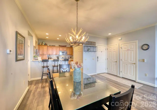 Photo 5 of Condo for sale at 180 Windy Knl, Sugar Mountain, NC 28604 | MLS# 4289909 | Listing updated on 2026-06-30