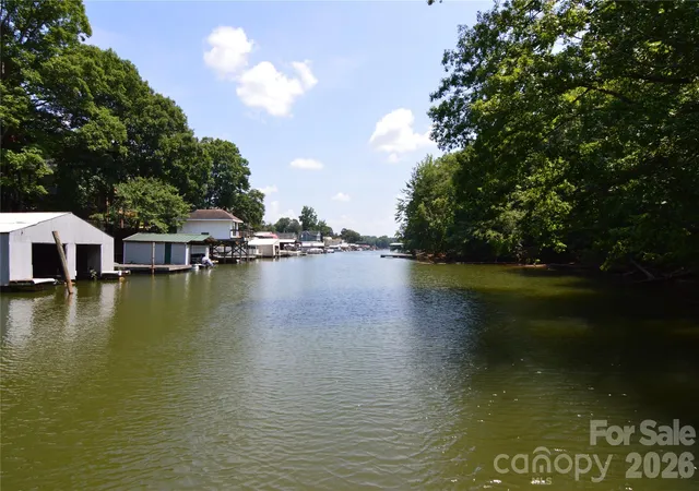 3rd image of 2021 Beauhaven Ln #19, Belmont, NC 28012 | MLS# 4290684