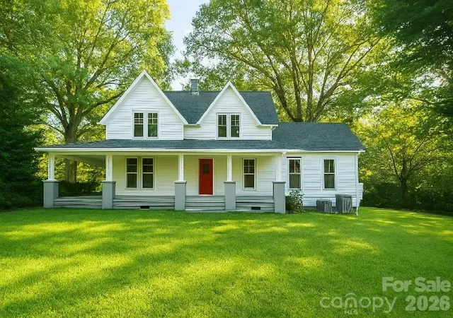 Photo 1 of Single family home for sale at 310 E Church St, Troutman, NC 28166 | MLS# 4291387 | Listing updated on 2026-10-05