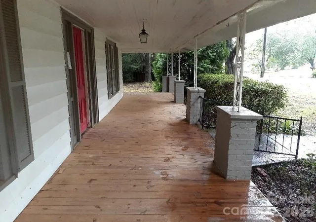 Photo 3 of Single family home for sale at 310 E Church St, Troutman, NC 28166 | MLS# 4291387 | Listing updated on 2026-10-05