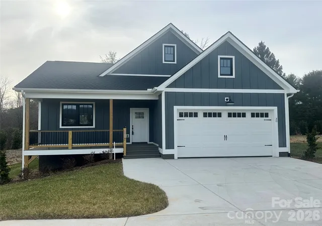 1st image of 30 Olde Oak Ct, Hendersonville, NC 28792 | MLS# 4291704