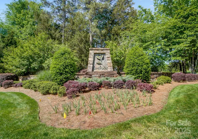 Land for sale at 10629 Is Point Rd, Charlotte, NC 28278 | MLS# 4292589