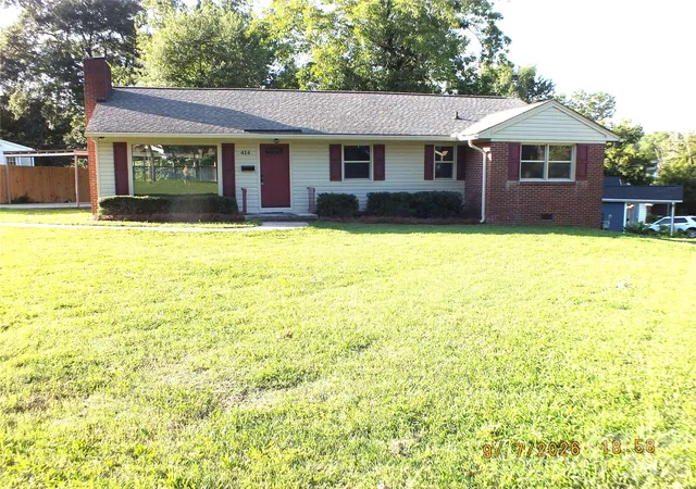 Photo 1 of Single family home for sale at 414 Springs St, Lancaster, SC 29720 | MLS# 4293071 | Listing updated on 2026-08-12