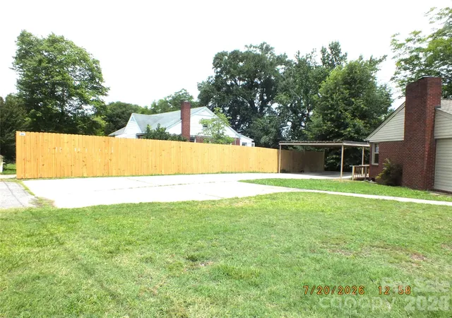 Photo 2 of Single family home for sale at 414 Springs St, Lancaster, SC 29720 | MLS# 4293071 | Listing updated on 2026-08-12