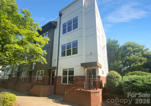 1st image of 1031 Skyline View Way, Charlotte, NC 28204 | MLS# 4293136
