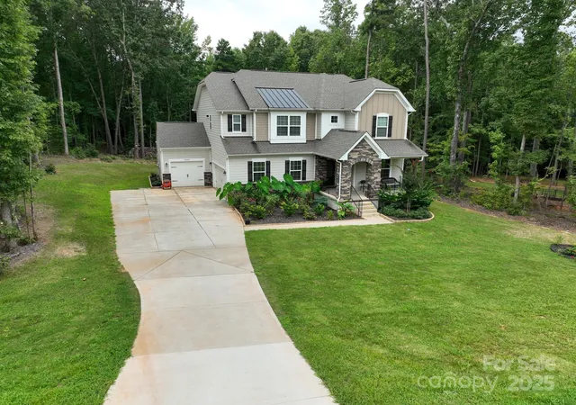 3rd image of 12009 Wild Ginger Ln, Charlotte, NC 28227 | MLS# 4293416