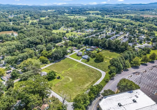 1st image of 410 Freeman St, Hendersonville, NC 28792 | MLS# 4293489