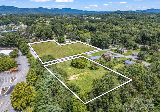 5th image of 410 Freeman St, Hendersonville, NC 28792 | MLS# 4293489